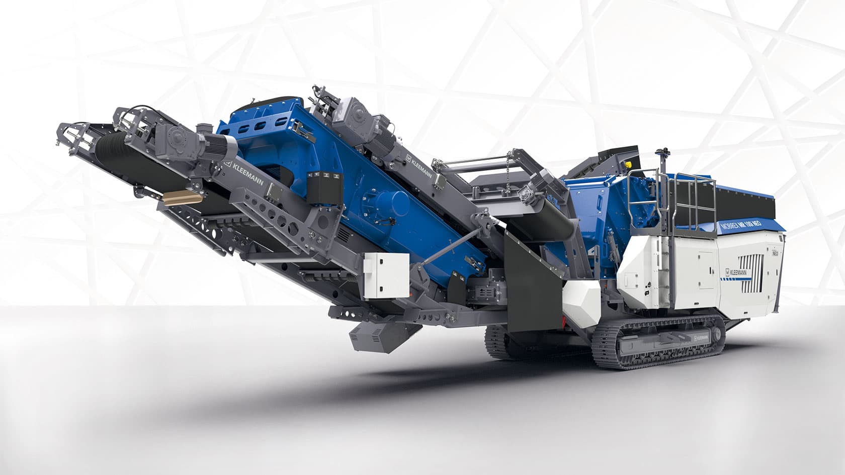 The Kleemann MOBIREX MR 100 NEO is a mobile impact crusher featuring a robust tracked undercarriage, high-performance impact crushing rotor, and available electric (NEOe) drive option, engineered for efficient primary and secondary crushing of natural stone and recycled materials.